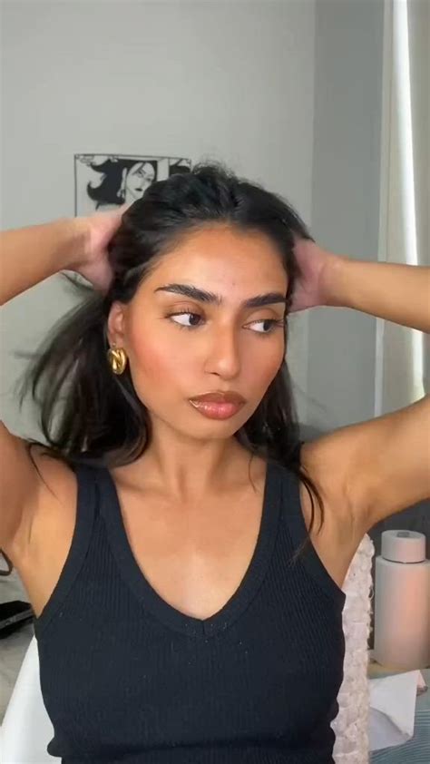 How To Perfect A Nude Makeup Vibe According To A Pro Artist Makeup Inspiration Natural