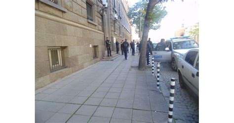 Хората на Расате щурмуваха ЦИК заради предизборен клип на ДПС