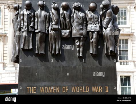 The Women Of World War Ii Memorial Whitehall London Stock Photo Alamy