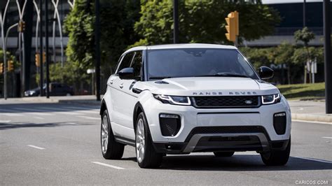 Range Rover Evoque | 2016MY TD4 4WD in Yulong White | Front