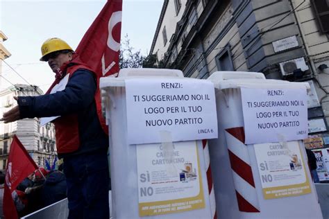 Sciopero Generale La Protesta A Napoli In Tre Cortei La Repubblica