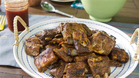 Fred S Barbequed Pork Ribs Recipe Trisha Yearwood Food Network