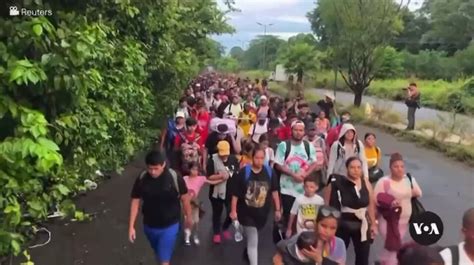 Migrant Caravan Heads To U S Border Ahead Of Trumps Return Vinnews