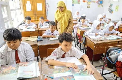 Beredar Informasi Kurikulum Merdeka Akan Digantikan Kurikulum Nasional