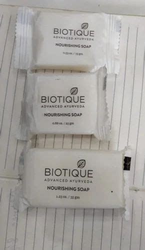 White Biotique Advanced Ayurveda Nourishing Bath Soap Kit For Hotel At