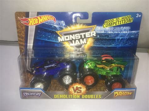 Hot Wheels Monster Jam Demolition Doubles Predator Vs Dragon New Ebay