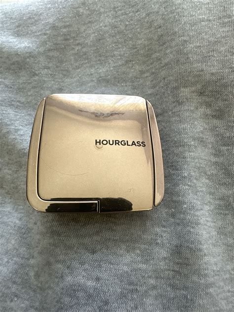 Hourglass Ambient Strobe Lighting Blush Brilliant Nude Oz No Box