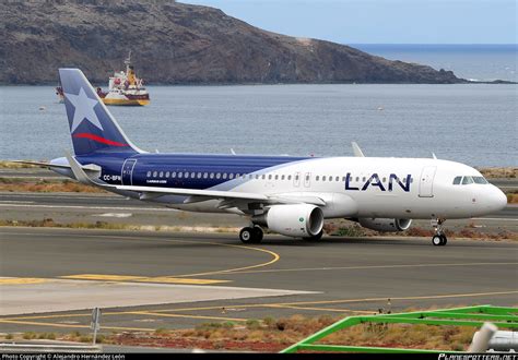 Cc Bfn Lan Airlines Airbus A Wl Photo By Alejandro Hern Ndez