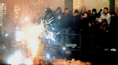 Botti Di Capodanno Tragico Bilancio POLIZIA DI STATO