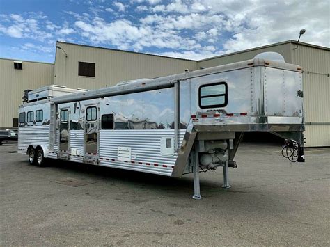 2006 DREAM COACH CUSTOM PLATINUM HORSE TRAILER LIVING QUARTER "SLIDE" GENERATOR - True RV True RV