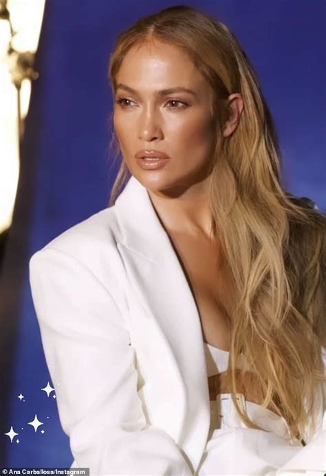 Jennifer Lopez 51 Appears Youthful In A Bra Top And Suit Jennifer