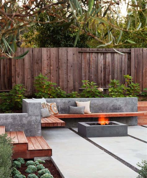 Amazingly Cozy Backyard Retreats Designed For Entertaining