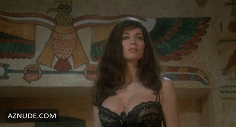 VALERIE LEON Nude AZNude