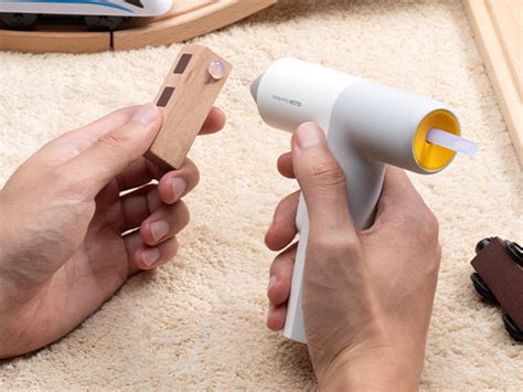 Hoto Rechargeable Easyflow Hot Glue Gun With Glue Sticks Stacksocial