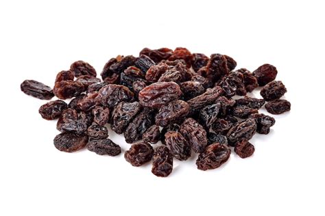 Premium Photo | Raisins isolated on white