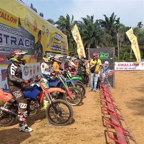 Kejurnas Grasstrack Dan Motocros Di Sirkuit Permanen Pertamina Lirik