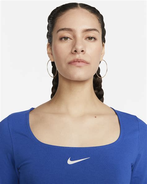 Nike Sportswear Women S Long Sleeve Crop Top Nike Ie