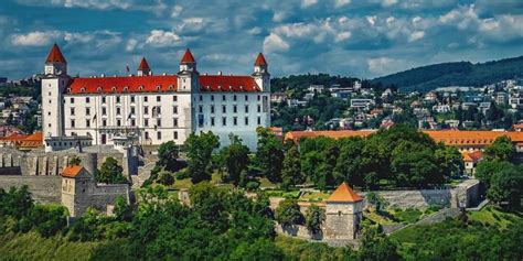 Bratislava Castle – slovakia.com