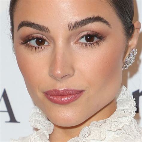 Olivia Culpo Makeup Tips