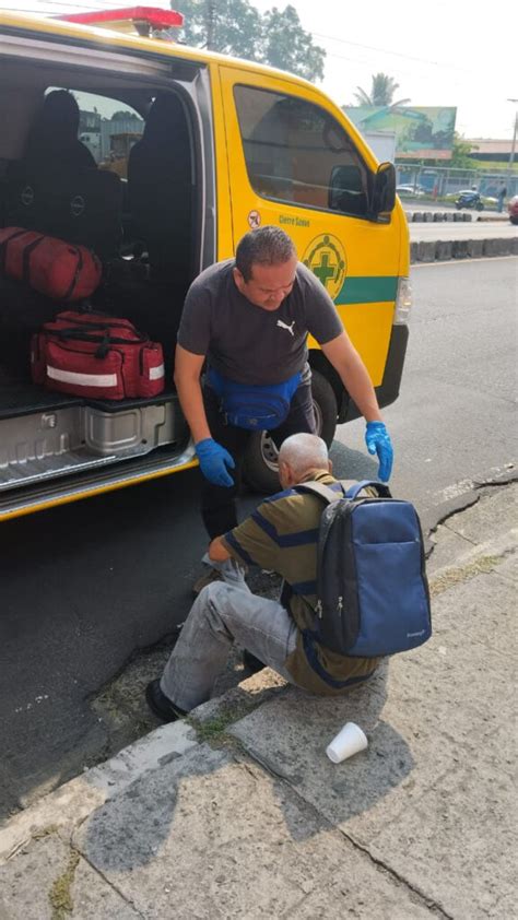 Motociclista Atropella A Abuelito En La Alameda Juan Pablo Ii Y Huye