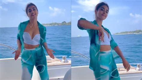 Pooja Hegde Arabic Kuthu In The Beautiful Maldives Gulte YouTube