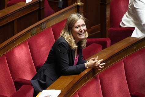 French parliament elects woman as its speaker, for 1st time | AP News