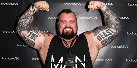 Eddie Hall Wants Worlds Strongest Fight After Footage Of 2 Vs 1 Bout