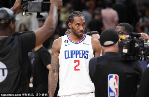 太难了 名记曝伦纳德很有可能会缺席快船剩余比赛 Woj 太阳 篮板