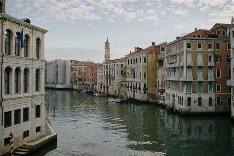 Buildings on Water in Venice City · Free Stock Photo