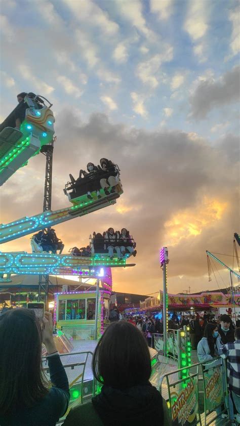 Pin By Dianaya On Fairs Fair Pictures Fair Rides Fun Fair Artofit