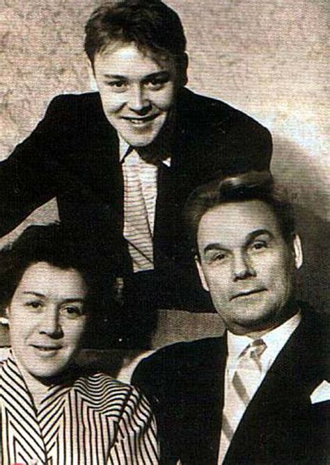Сергей Столяров - биография, новости, личная жизнь, фото, видео - stuki ...
