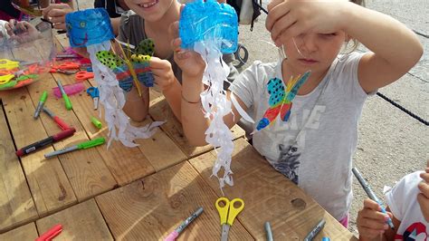 Medusas Con Botellas Y Bolsas De Plástico Talleres Para Niños