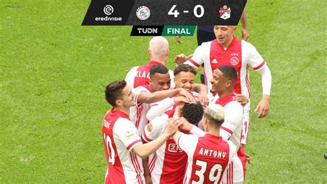 Ajax 4 0 Emmen Goles resumen y resultado TUDN Fútbol TUDN