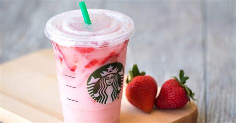 4 Things to Know About Starbucks' Pink Drink: Ingredients, Calories ...