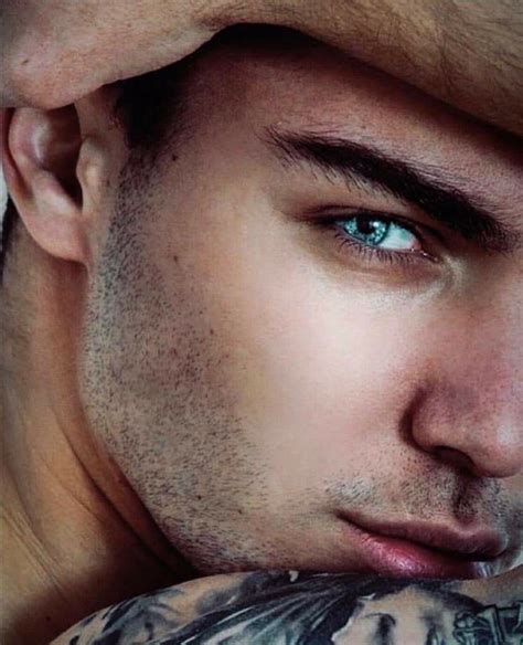 Pin By David Justiniano On Cute Beautiful Men Faces Blue Eyed Men