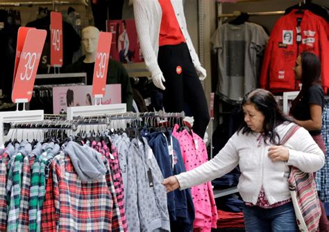 Vendas no varejo do Brasil superam expectativas em março e fecham 1