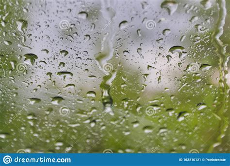 Textura Del Vidrio De Las Gotas De Lluvia Cerrado Imagen De Archivo