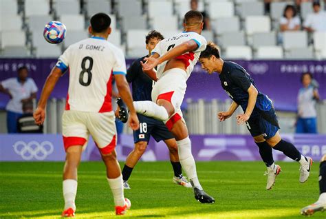 【五輪代表】2ゴールの三戸舜介「うまく決めることができて良かった」勝利に貢献 サッカー パリオリンピック2024写真ニュース 日刊スポーツ