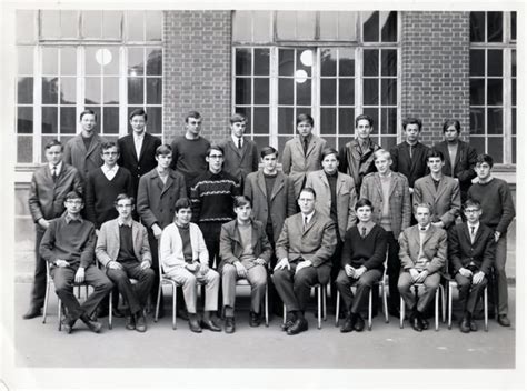 Photo De Classe 1ère C De 1968 Lycée Henri Wallon Copains Davant