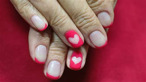 French Manicure Colorata Rossa Con Cuore Nail Design Per San Valentino