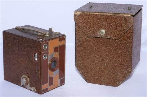 Kodak Beau Brownie No 2a Brown Art Deco Box Camera With Case By Walter