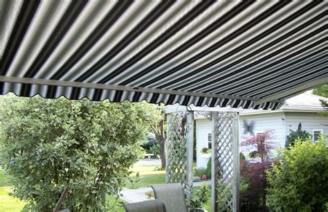 Motorized Retractable Awnings Canada