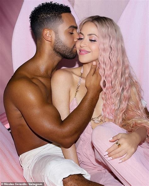 Shakira IS Dating British Actor Lucien Laviscount After Falling For Him