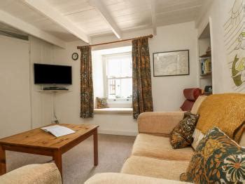 Cornwall Self Catering cottage, Mural Cottage, Mousehole, sleeps 5