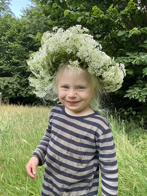 Crafting A Ground Elder Flower Crown A Royal Treat For Our Little