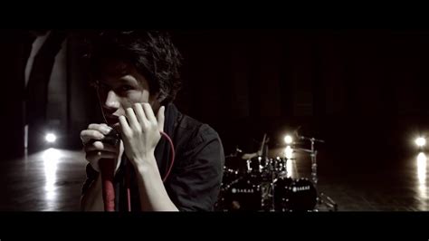 One Ok Rock Mighty Long Fall Mv Youtube Mirai Stereo