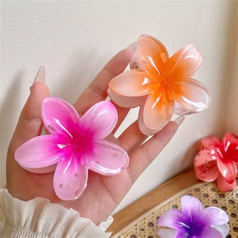 Kẹp Tóc Hoa Sứ Hot Trend Y2K Đi Biển Kẹp Càng Cua Shopee Việt Nam