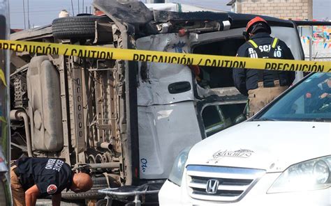 Vuelca Tracto Cami N En El Tramo La Tinaja Cosamaloapan De Cotaxtla