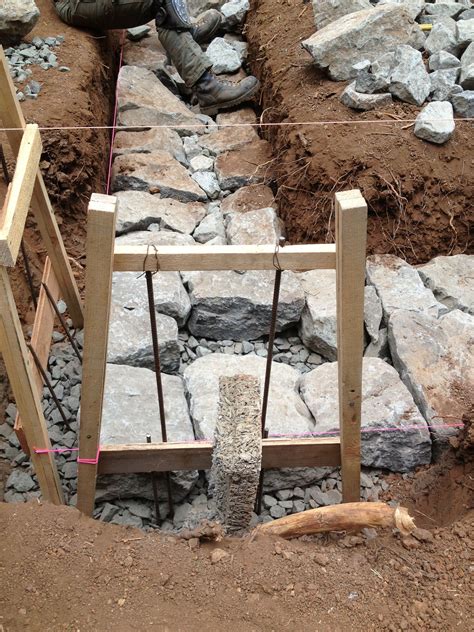 Building A Stone Foundation Dry Stone Wall Building A Stone Wall