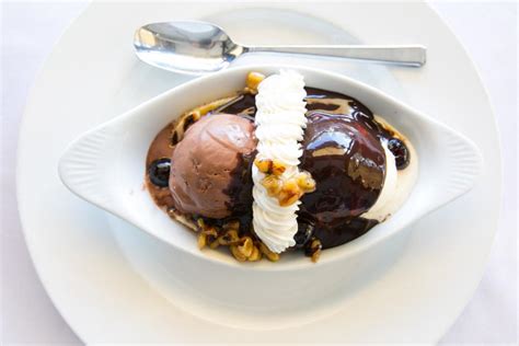 The Best Ice Cream Sundaes Restaurants Food Network Food Network